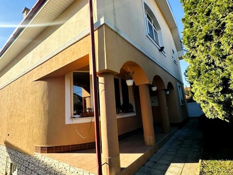 будинок за адресою Срібляста вул.