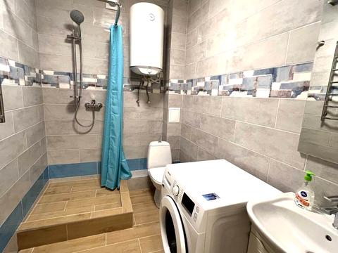 квартира за адресою Радистів вул., 34