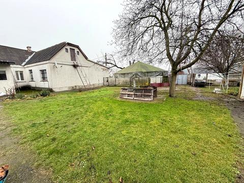 дом по адресу Владимира Наумовича ул. (Антонова-Овсієнка), 29