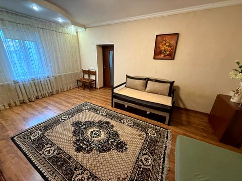 дом по адресу Владимира Наумовича ул. (Антонова-Овсієнка), 29