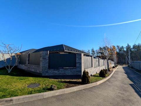 дом по адресу Онтаріо