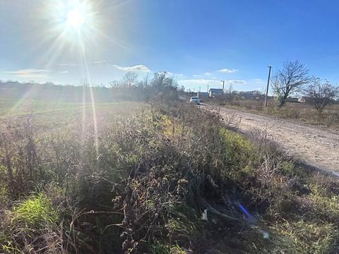 участок по адресу Головна