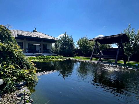 будинок за адресою с. Петрушки, Лісова