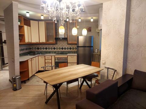 квартира за адресою Дніпровська набережна вул., 26-К