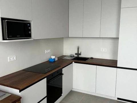 квартира за адресою Київ, Олеся Бердника вул., 1-Г