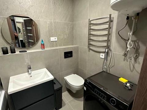 квартира за адресою Київ, Олеся Бердника вул., 1-Г