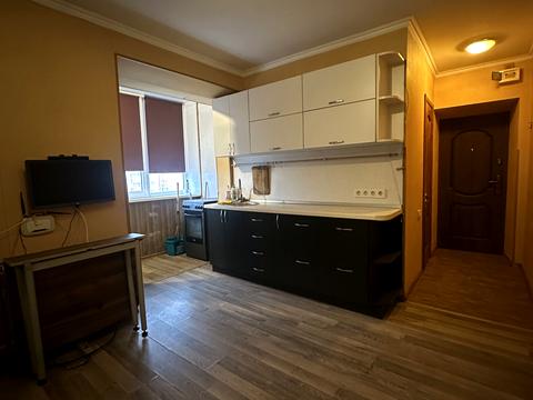 квартира за адресою Незалежності бульв. (50 років Жовтня), 16-Б