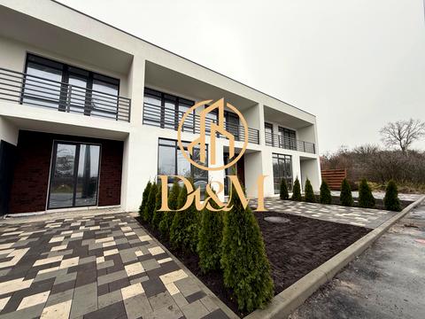 дом по адресу с. Зазимье, Миколи Барбона