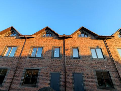 дом по адресу Кулиняка ул. (Калініна)