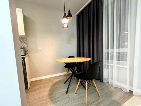 квартира за адресою Київ, Зарічна вул., 2