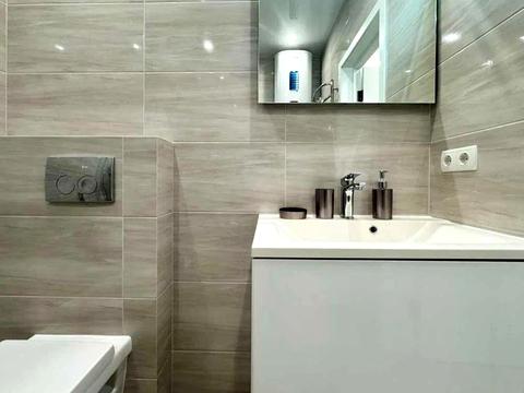 квартира за адресою Київ, Зарічна вул., 2