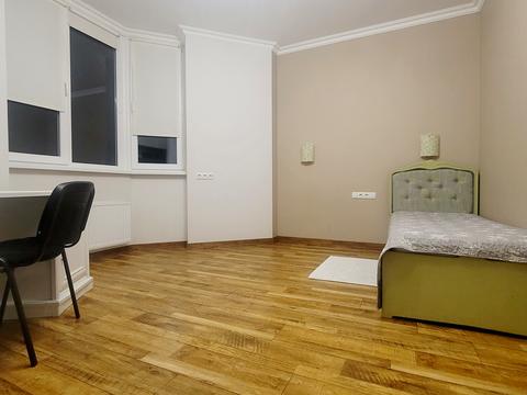 квартира за адресою Боголюбова вул., 44