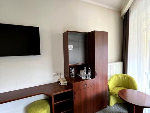 коммерческая по адресу Грушевского ул., 2А