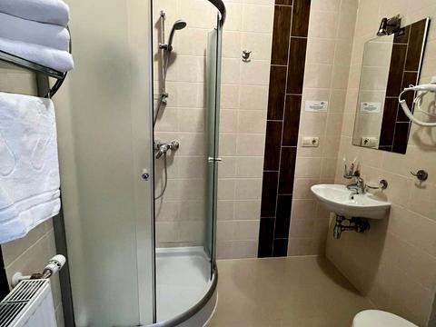 коммерческая по адресу Грушевского ул., 2А