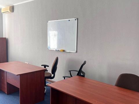 комерційна за адресою Тіниста вул., 15