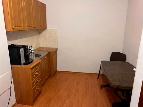 комерційна за адресою Тіниста вул., 15