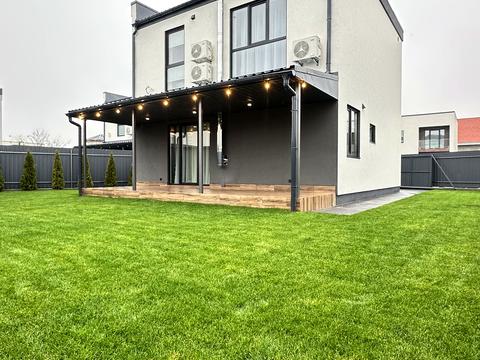 будинок за адресою Святищенська вул.