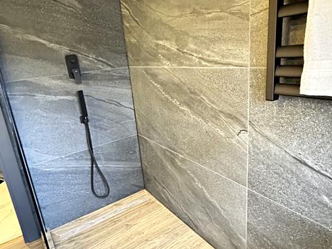 будинок за адресою Святищенська вул.