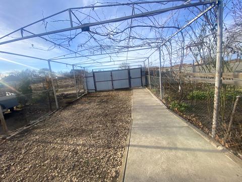 дом по адресу Молодіжна, 1