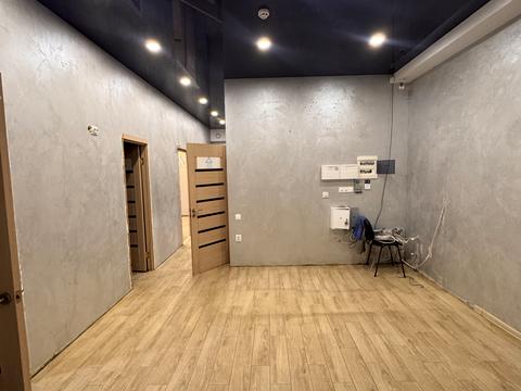 комерційна за адресою Шевченка вул., 4-Д