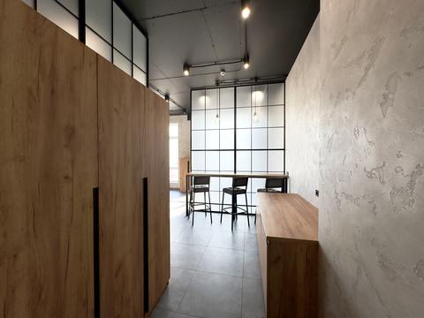 комерційна за адресою Ламана вул., 18