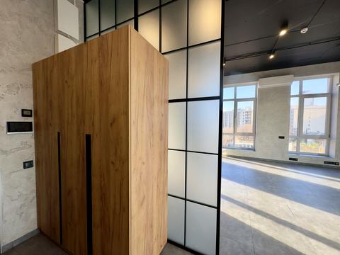 комерційна за адресою Ламана вул., 18