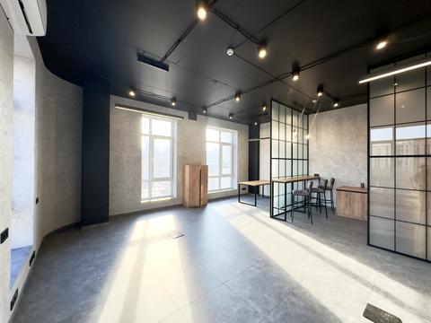 комерційна за адресою Ламана вул., 18