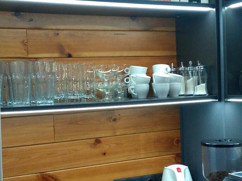 коммерческая по адресу Гвардейцев-Широнинцев ул., 33