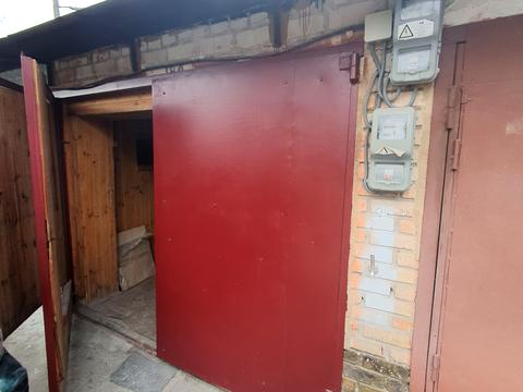 паркомісце за адресою Павла Вірського бульв. (Саратівська), 61а