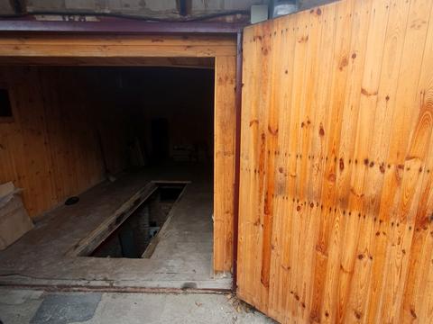 паркомісце за адресою Павла Вірського бульв. (Саратівська), 61а