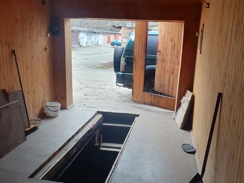 паркомісце за адресою Павла Вірського бульв. (Саратівська), 61а