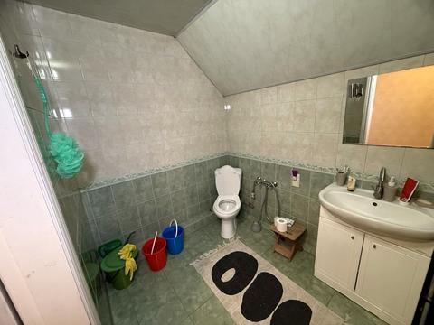 будинок за адресою Жукова