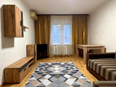 квартира по адресу Драгоманова ул., 1-К