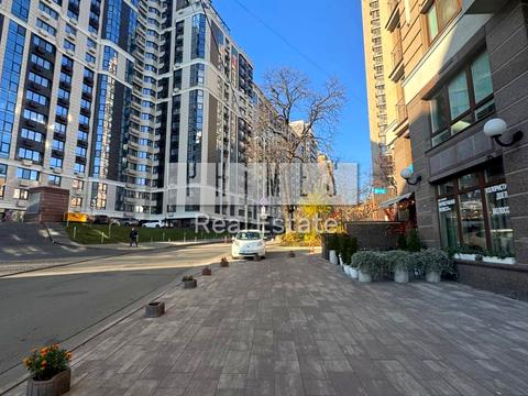 комерційна за адресою Золотоустівська вул., 30А