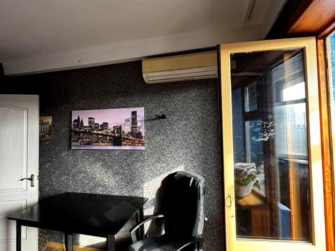 квартира за адресою Шкільна вул. (Героїв Сталінграда), 8