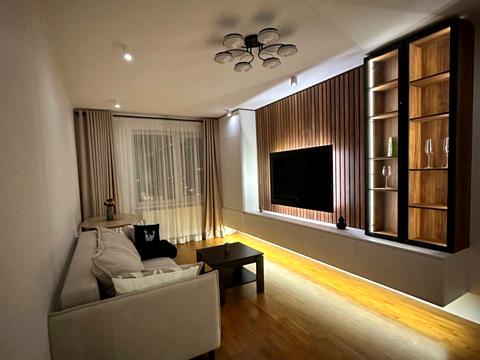 квартира за адресою Макогона вул., 25