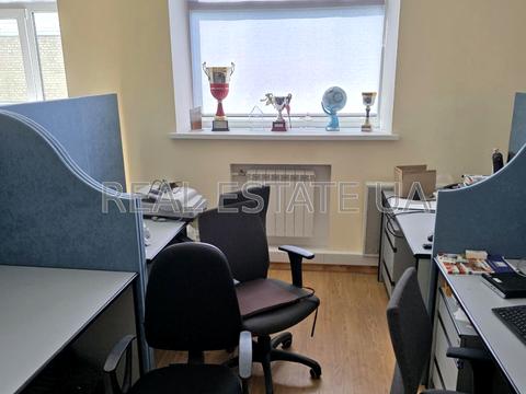 комерційна за адресою Володимира Сікевича вул., 20-А