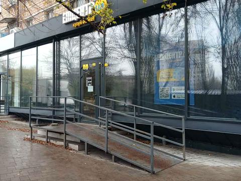 комерційна за адресою Чоколівський бульв., 37