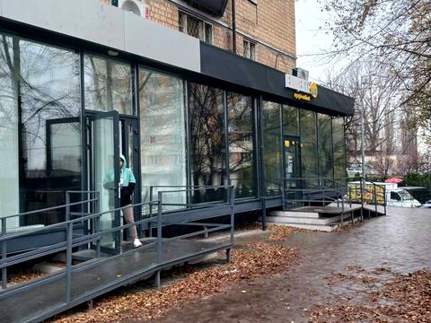 комерційна за адресою Чоколівський бульв., 37