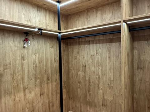 квартира за адресою Василя Тютюнника вул. (Анрі Барбюса), 37/1