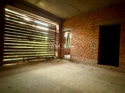 будинок за адресою Набережна вул.