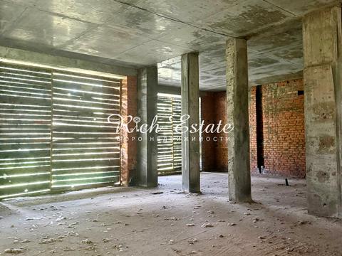 будинок за адресою Набережна вул.