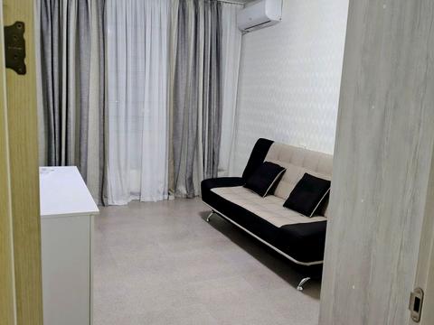 квартира за адресою Віктора Некрасова вул. (Північно-Сирецька), 8