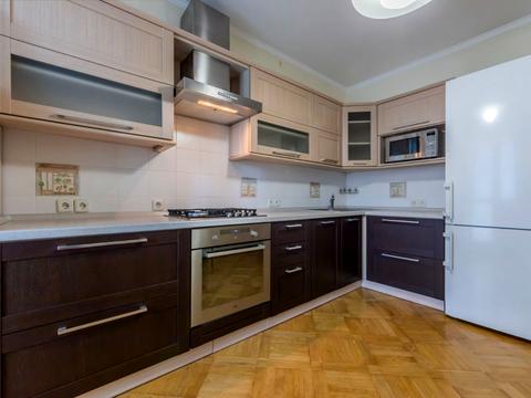 квартира по адресу Драгоманова ул., 17