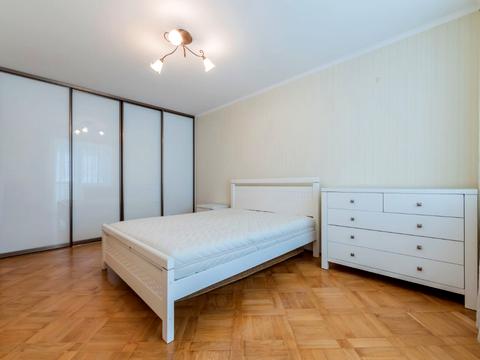 квартира по адресу Драгоманова ул., 17