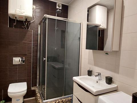 квартира за адресою Олексія Вадатурського вул. (Маршала Малиновського), 53/55