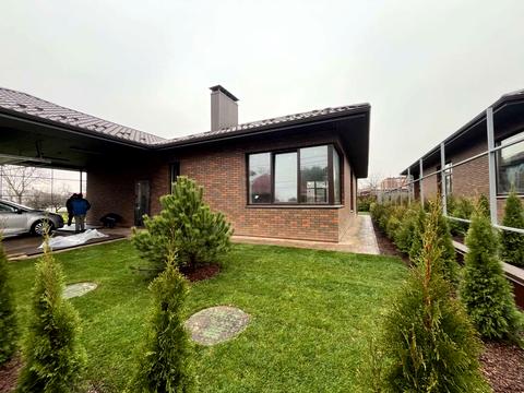 будинок за адресою Дачна