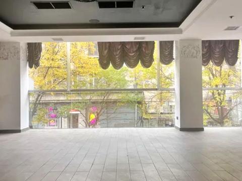 комерційна за адресою Красний пров., 12