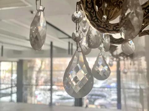 комерційна за адресою Красний пров., 12