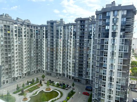 квартира за адресою Леоніда Бірюкова бульв., 5 